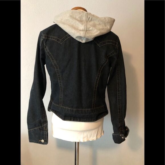 Younique Juniors Dark Denim Jean Jacket with Hoodie Size Small - Picture 2 of 6